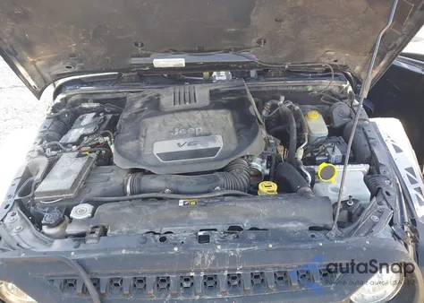 2017 Jeep Wrangler Unlimited Rubicon 4X4 из США, поврежденный, VIN 1C4BJWFG5HL515244